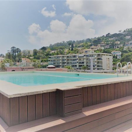 Apt Golfe Juan - 5Min Des Plages - Parking Privee - Piscine Rooftop วาลูริส ภายนอก รูปภาพ