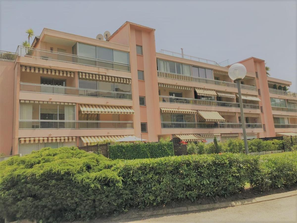 Apt Golfe Juan - 5Min Des Plages - Parking Privee - Piscine Rooftop วาลูริส ภายนอก รูปภาพ