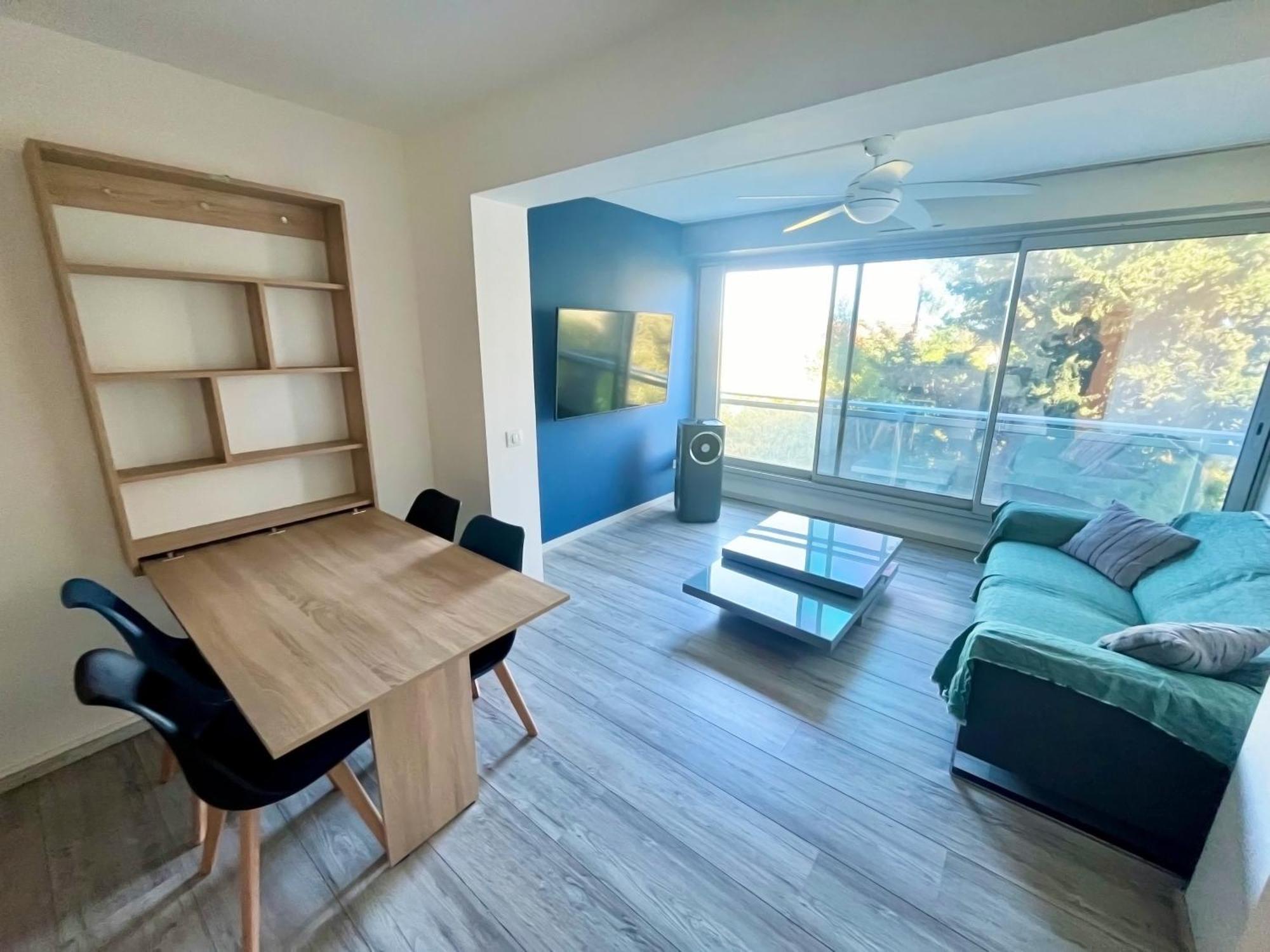 Apt Golfe Juan - 5Min Des Plages - Parking Privee - Piscine Rooftop วาลูริส ภายนอก รูปภาพ